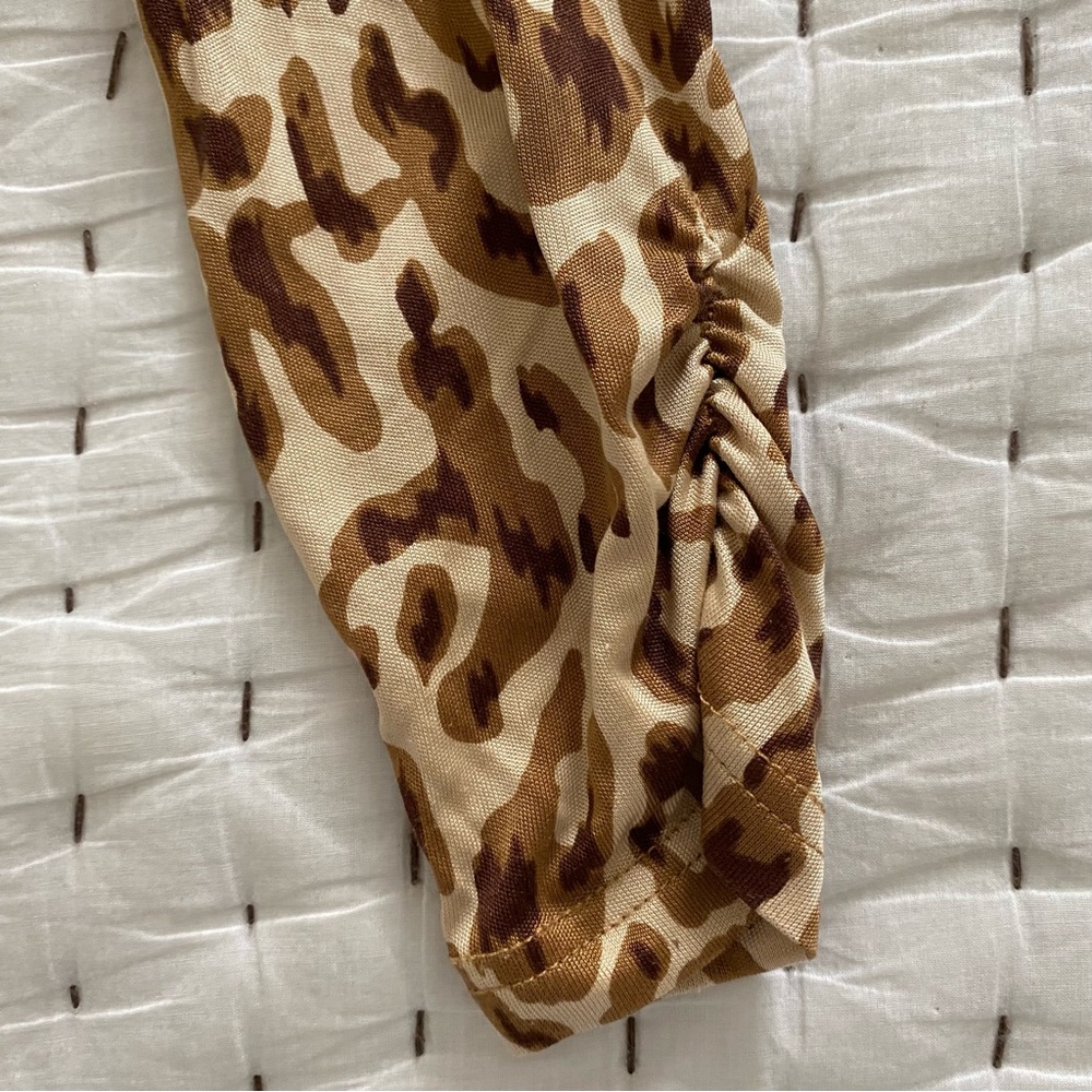 Cache Leopard Print Cross-Front Silk Blouse Size S - image 5